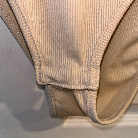 SHEIN Curve Hollow Out Body Suit Beige Size 1X - Picture 8 of 8